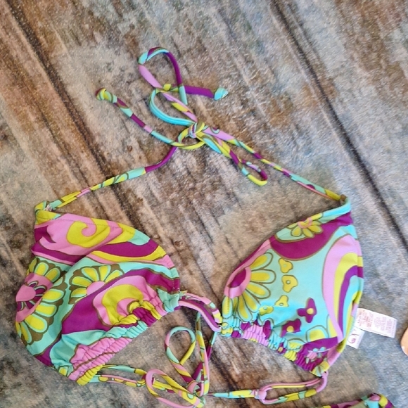 OP Purple and Green Swirl Bikini. Excellent Condition NWT Size LARGE 11/13 - Picture 3 of 7